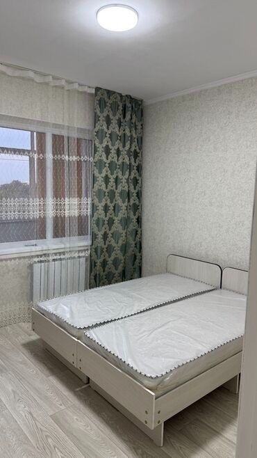 я ищу 2 комнатную квартиру в бишкеке на 30 000 сом: 2 бөлмө, Кыймылсыз мүлк агенттиги, Чогуу жашоосу жок, Толугу менен эмереги бар