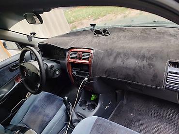 g comp: Mazda 626: 1999 г., 1.8 л, Механика, Бензин, Седан — 4