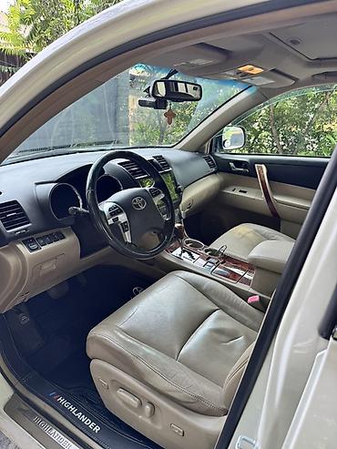 Продажа авто: Toyota Highlander: 2011 г., 3.5 л, Автомат, Гибрид, Кроссовер — 6