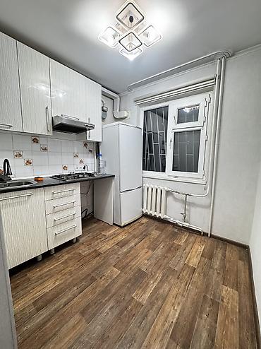 квартира прадаж: 3 комнаты, 58 м², 6 мкр 104 серия, 2 этаж, Старый ремонт — 2