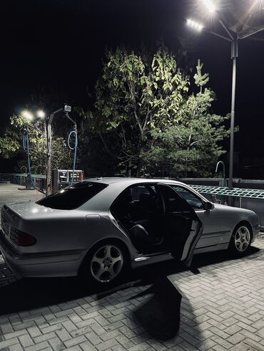 коробка передач гольф 3: Mercedes-Benz E 320: 2001 г., 3.2 л, Автомат, Бензин, Седан