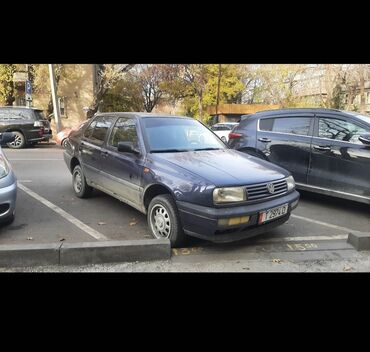 куплю volkswagen bora: Volkswagen Vento: 1993 г., 1.8 л, Механика, Бензин, Седан