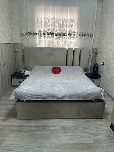 Yataq mebeli, künc divan, Stol, 8 stul, jurnalnı, cami 5 ay işlanib
