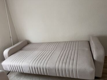 Sofe i kaučevi: Trosed na razvlačenje sa sandukom za odlaganje - Dizajn: moderan — 4