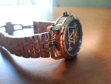 Аксессуары: Новый, Наручные часы, Cartier, цвет - Золотой — 9