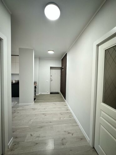 Продажа квартир: 2 комнаты, 60 м², 3 этаж, Дизайнерский ремонт — 9