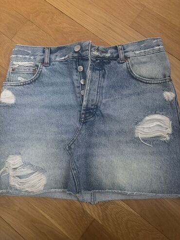 Ətəklər: Mini Ətək, Pull and Bear, Cins