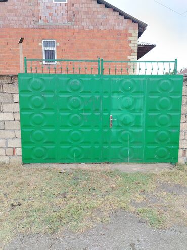 Həyət evləri və villaların satışı: 3 otaqlı, 100 kv. m, Yeni təmirli — 4