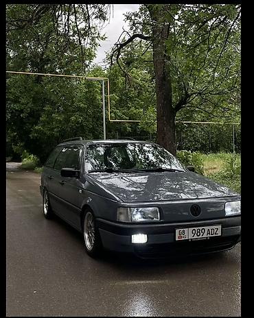Volkswagen Passat Variant: 1992 г., Механика, Универсал