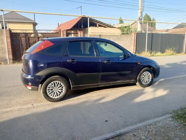 машина в росрочку: Ford Focus: 2001 г., 1.6 л, Автомат, Бензин, Хэтчбэк