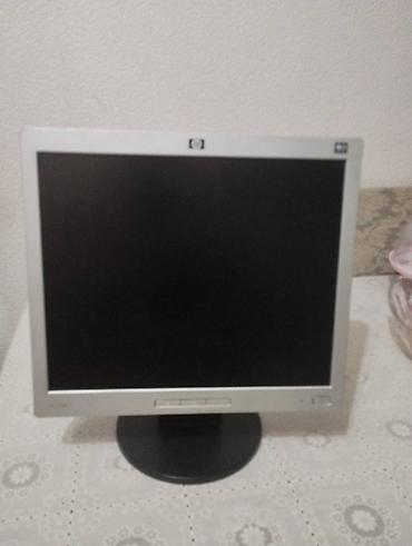 Masaüstü kompüterlər və komponentlər: 17 inç LCD monitör
1280 X 1024
VGA port
Əla vəziyyətdə — 1
