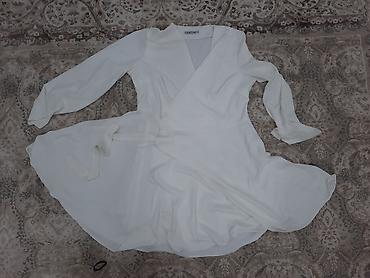 Пуховики и зимние куртки: Женская одежда пакетом. Размер s m, только белое платье на запах xl — 5