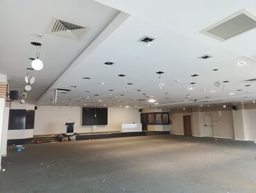 Alçipan: 20 ildən artıqdır usta işi ilə məşğulam. Malyar işlərini, astar-üz — 12