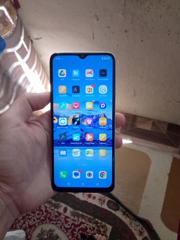 Boşqablar: Infinix HOT 30i, 128 GB, rəng - Ağ, Face ID