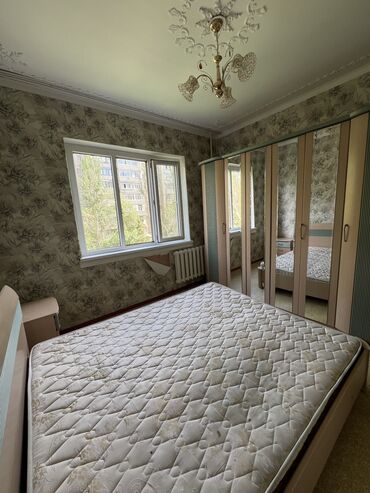 Продажа квартир: 3 комнаты, 70 м², 105 серия, 4 этаж, Старый ремонт
