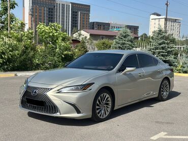 Lexus: Lexus ES: 2019 г., 2.5 л, Вариатор, Гибрид, Седан