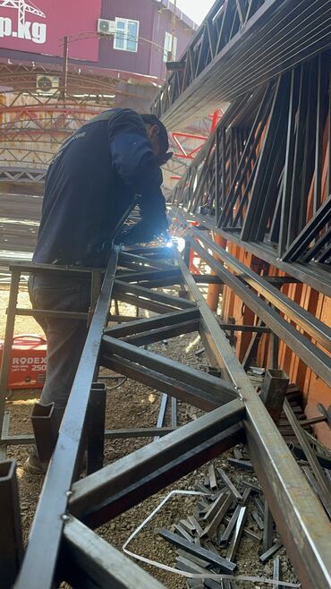 Люстры: Даяар Жана дар Даяр жермалар аркалар аркандай радиста аркандай размере at lalafo.kg — 8 Люстры: Даяар Жана дар Даяр жермалар аркалар аркандай радиста аркандай размере — 8