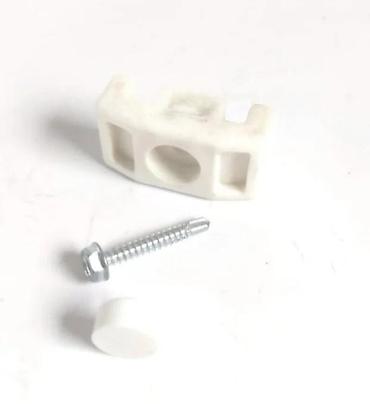 Proizvodi od rolovanog metala, metalni kanali: Spojnica sa samorescem i čepom za panelne ograde 3d i 2d. Panelna — 5