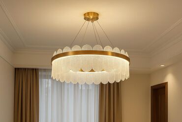 Ev saatları: Çılçıraq, 10 və daha çox lampa, Metal