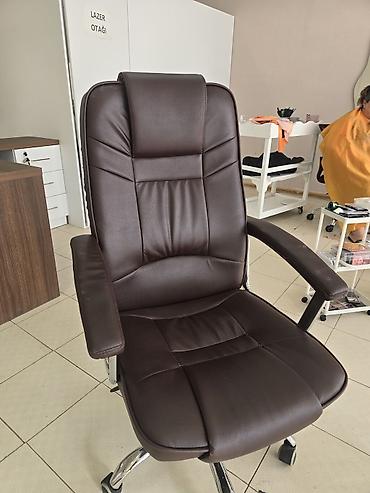 купить офисный стул: Ofis/biznes üçün mebel dəsti - L formalı recepsiyon/iş masası: Ağ və — 4