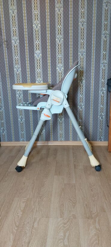 американская детская одежда: Chicco masa yaxşı vəziyyətdə şəkildə gördüyünüz kimi səliqəlidir