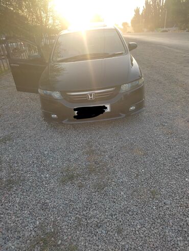 дом в колесах: Honda Odyssey (японская праворульная версия, поколение RB) —