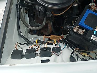 VAZ (LADA): Model: VAZ 2106 (klassik “altılı”) Kuzov rəngi: ağ Kuzov: sedan, xrom — 9