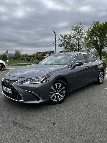 Lexus: Lexus ES: 2021 г., 2.5 л, Вариатор, Гибрид, Седан