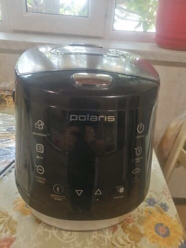 Блендеры: Polaris multibişirici Xüsusiyyətlər: - Ön paneldə sensor idarəetmə