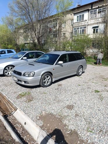обработка днища: Автомобиль Subaru Legacy в кузове универсал серебристого цвета