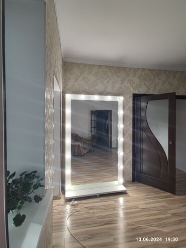 умные лампочки: Новое большое зеркало, высота 2 метра, ширина с рамкой 1,2 метра, само