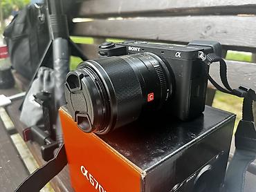 sandisk 128gb: Sony a6700 (Cəmi 2400 çəkiliş) + Viltrox 33mm f/1.4 + Peşəkar V90 kart — 9