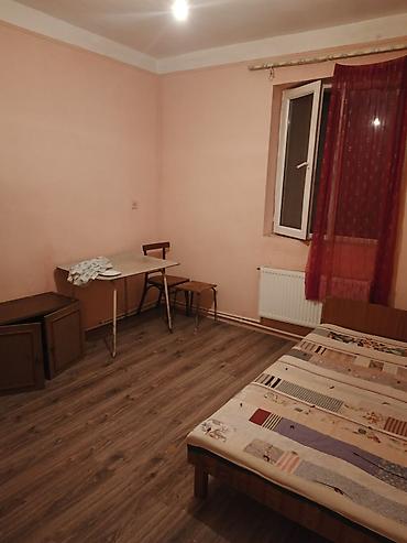 otaq studiya: Kirayə otaq təqdim olunur. Otaq sadə və istifadəyə yararlı şəkildə — 2