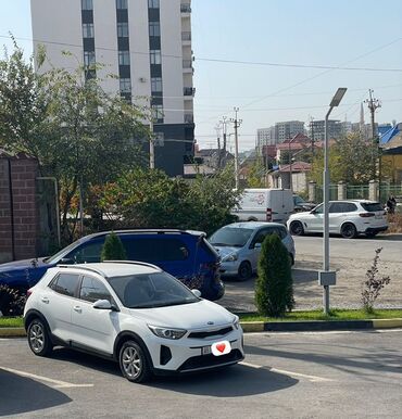расрочкага машина берилет: Kia Stonic: 2019 г., 1.4 л, Автомат, Бензин, Кроссовер