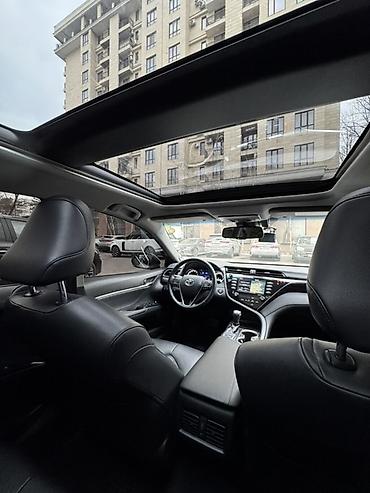 Toyota: Toyota Camry: 2018 г., 2.5 л, Автомат, Бензин, Седан — 5