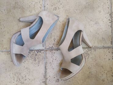 deezee sandale: Sandals, 39