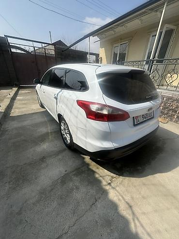 Ford: Ford Focus: 2013 г., 1.6 л, Робот, Бензин, Универсал — 3