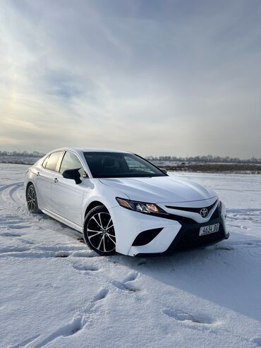 Toyota: Toyota Camry: 2018 г., 2.5 л, Типтроник, Бензин, Седан