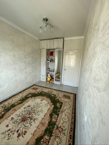 2 комнатная квартира в джале: 3 бөлмө, 73 кв. м, 106-серия, 9 кабат, Косметикалык ремонт