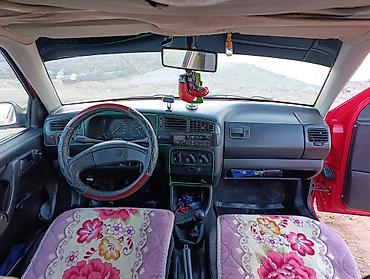 Volkswagen: Volkswagen Golf: 1992 г., 1.8 л, Ручные, Бензин, Хэтчбэк — 9