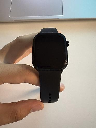 чехлы бу: Apple watch series 10, 42mm на корпусе есть небольшие царапины, на — 2