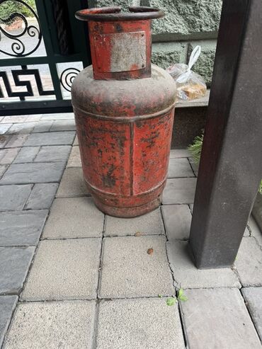 Другие товары для дома: Газбаллон для сжиженного газа (пропан-бутан), металлический, окрашен в