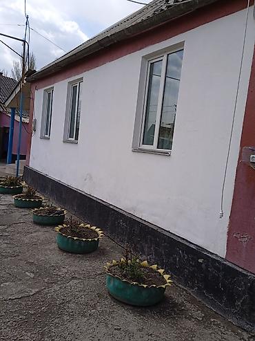 Продажа коттеджей и домов: В продаже дом город Бишкек село маевка дом три комнаты большой зал — 8