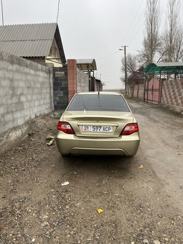 Daewoo: Daewoo Nexia: 2011 г., 1.5 л, Механика, Бензин, Седан — 1