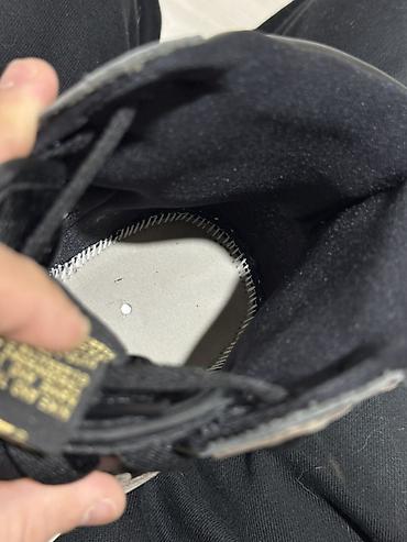 Кроссовки и спортивная обувь: ОРИГИНАЛ ОРИГИНАЛ ОРИГИНАЛ 43 размер не ношеные не носил НОВЫЕ По — 5