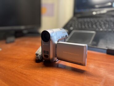 тв тюнеры easycap: Видеокамера Sony Handycam DCR HC32e (цифровая миникамера) -