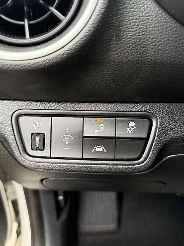 Kia: Kia K3: 2019 г., Седан — 6