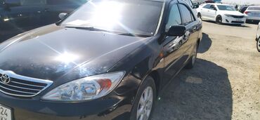 Toyota Camry: 2.4 л | 2003 г. | Седан