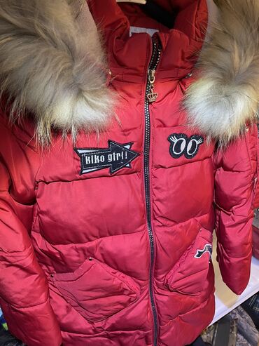 меховая куртка: Куртка на 6-8 лет от фирмы kiko
Зимняя очень тёплая качественная