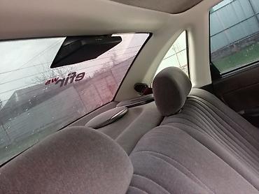 qolf 4 ehtiyyat hissələri: Volkswagen Polo sedan, ağ rəng. - Kuzov: 4 qapılı sedan, aerodinamik — 5